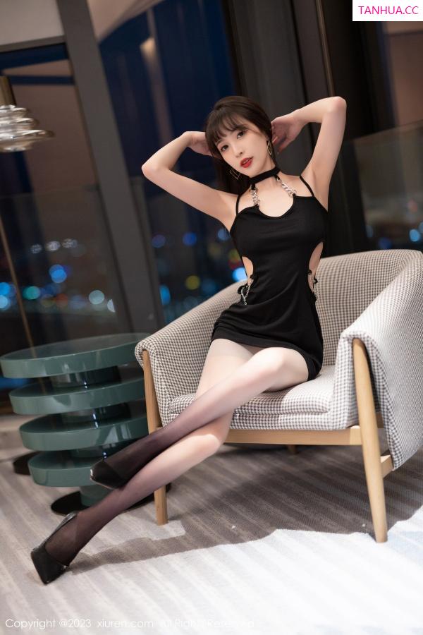 林星阑  [XiuRen]高清写真图 2023.04.12 No.6565 林星阑 丝袜美腿第11张图片